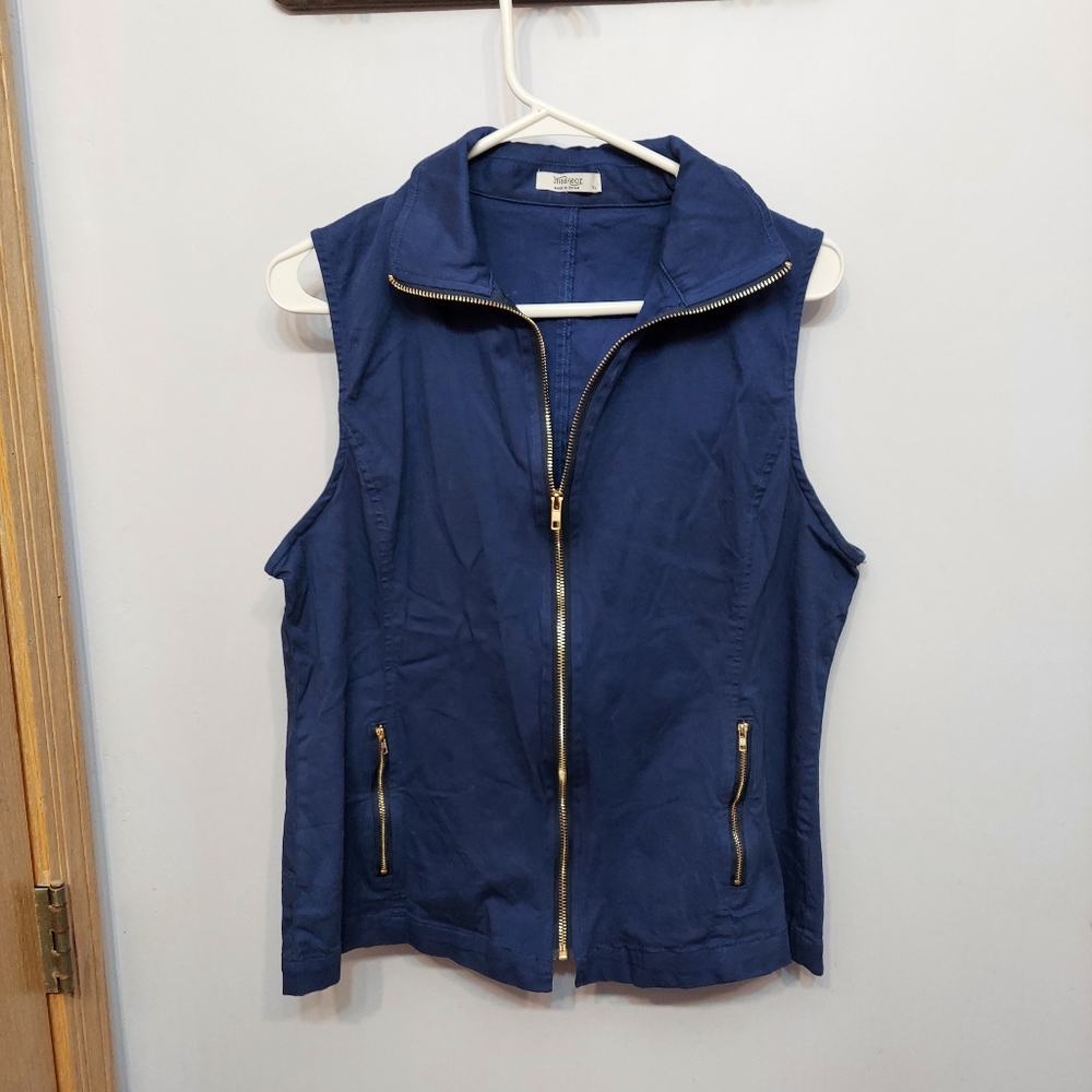 Zip up blue utility style vest gold accents pocket